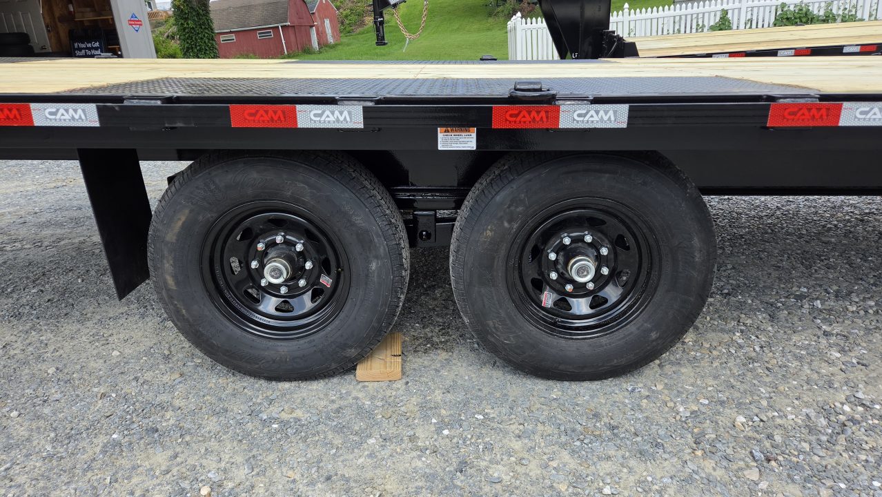 New 2027 Cam Superline 8.5X26 DECKOVER SPLIT TILT Tilt Trailer