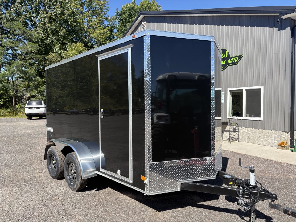 2027 Haulmark photo 2