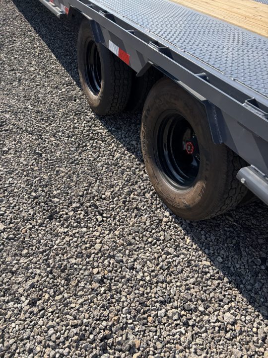 New 2027 Triple Crown Heavy Duty 40' Gooseneck Equipment Trailer, 27,900K GVWR, Mega Ramps, Spare