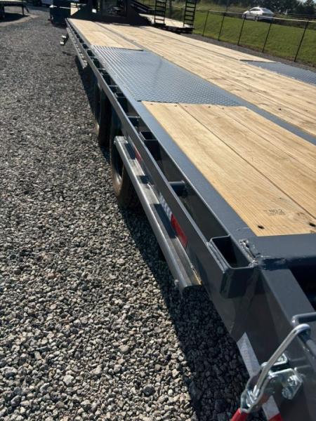 New 2027 Triple Crown Heavy Duty 40' Gooseneck Equipment Trailer, 27,900K GVWR, Mega Ramps, Spare
