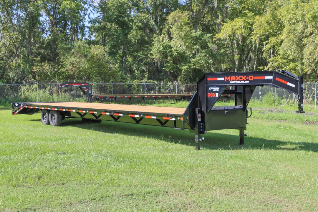 New 2027 8.5X40 MAXX-D GOOSENECK EQUIPMENT TRAILER