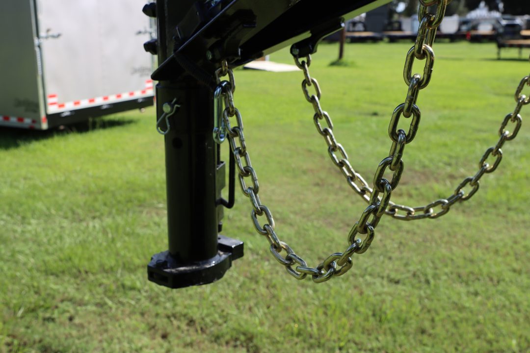New 2027 8.5X40 MAXX-D GOOSENECK EQUIPMENT TRAILER