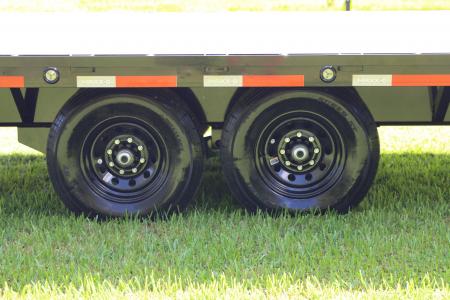 New 2027 8.5X40 MAXX-D GOOSENECK EQUIPMENT TRAILER