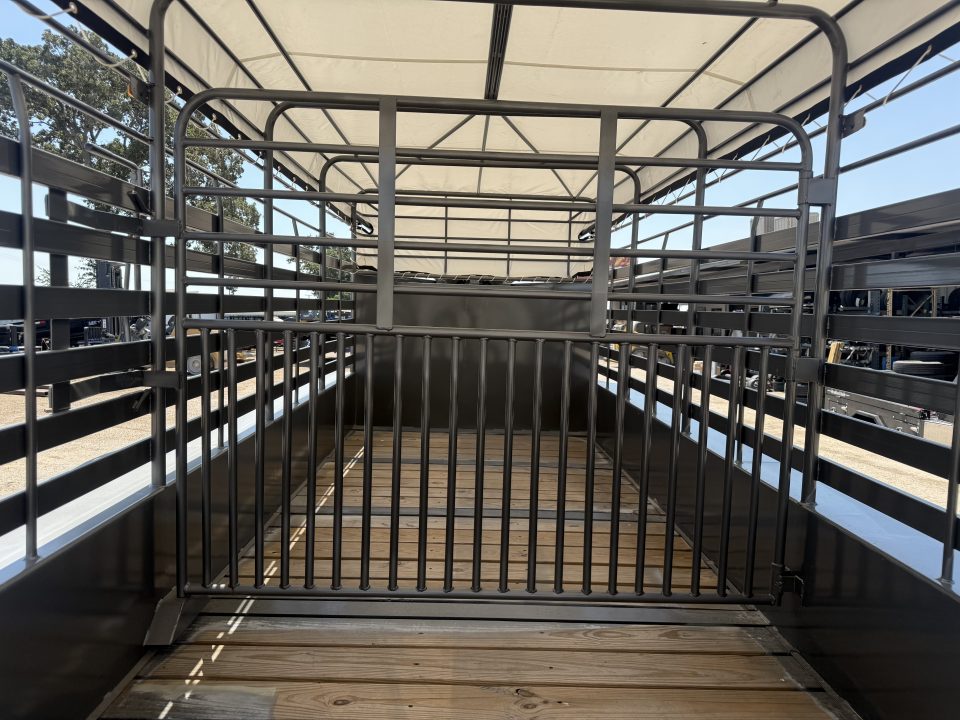 2026 WW ROUSABOUT 6.8"X20' livestock trailers for sale — photo 4 of 6 | Prime Trail Trailers