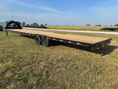 New 2027 Big Tex 102x40 Tandem 17.5K GN Straight Deck w/ Slide In Ramps
