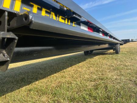 New 2027 Big Tex 102x40 Tandem 17.5K GN Straight Deck w/ Slide In Ramps