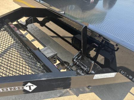 New #038605 2027 DIAMOND T SLT 14 X 79 SINGLE AXLE 7K SCISSOR LIFT TILT TRAILER W/ SPARE