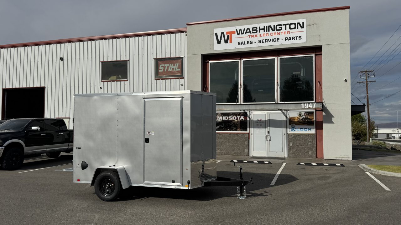 New 2027 Look Trailers 6 x 10 ST DLX Flat Top V-Nose 3K Cargo / Enclosed Trailer