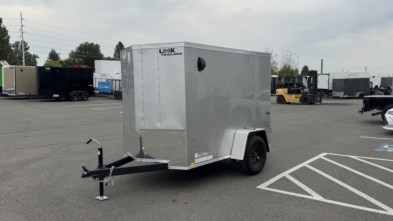 New 2027 Look Trailers 5X8 ST DLX FLAT TOP V-NOSE 3K Cargo / Enclosed Trailer