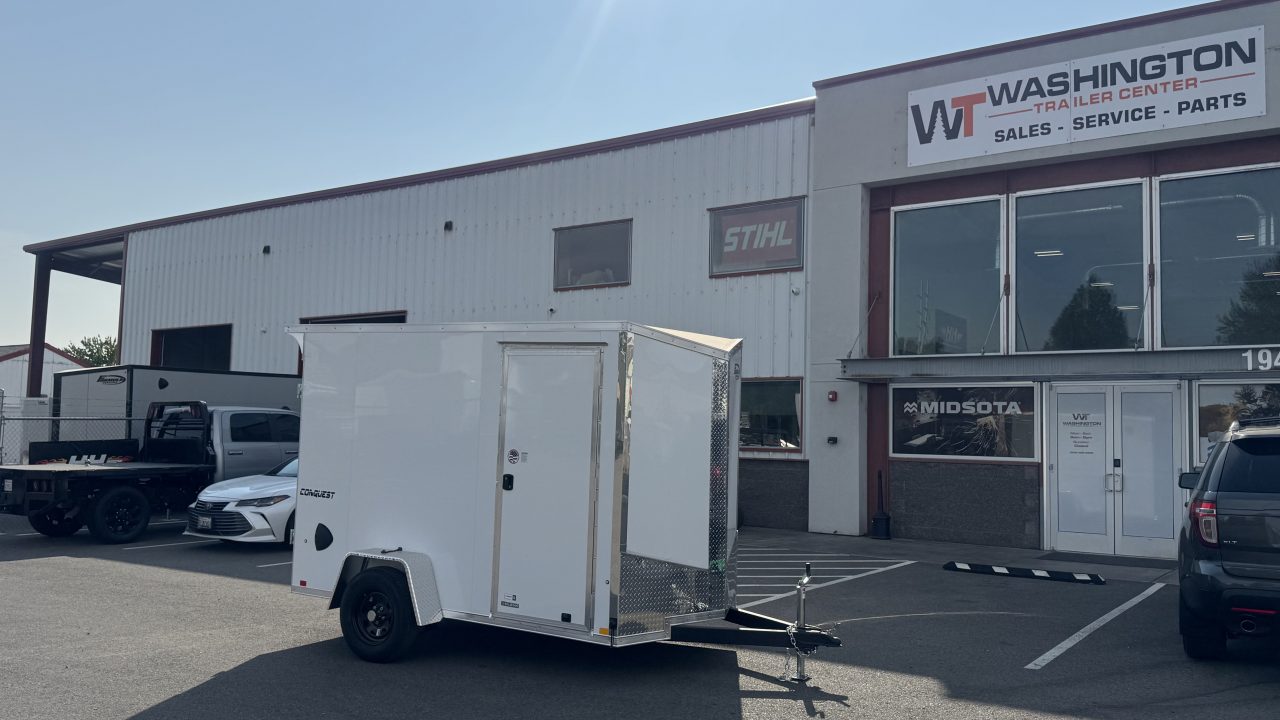 New 2027 Formula Trailers 6 x 10 Conquest SE Flat Top Sloped V-Nose 3K Cargo / Enclosed Trailer