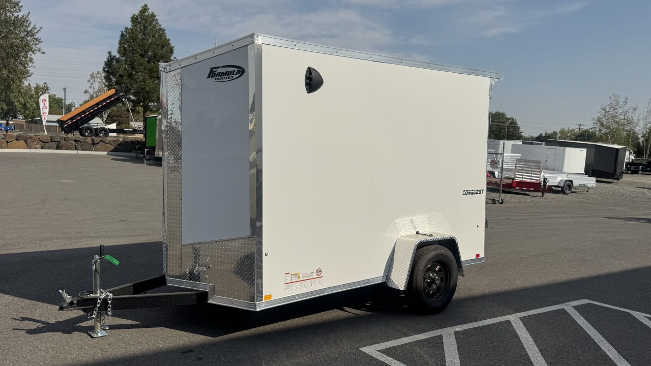 New 2027 Formula Trailers 6 x 10 Conquest SE Flat Top Sloped V-Nose 3K Cargo / Enclosed Trailer