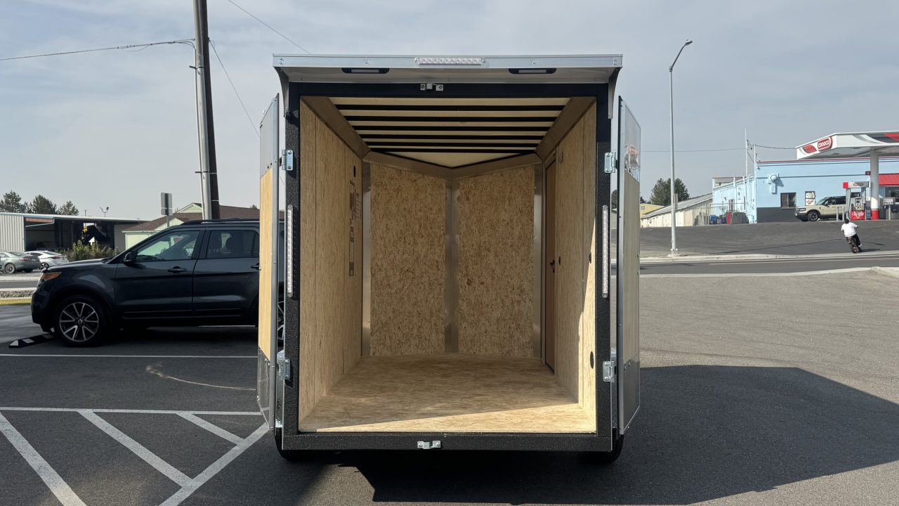 New 2027 Formula Trailers 6 x 10 Conquest SE Flat Top Sloped V-Nose 3K Cargo / Enclosed Trailer
