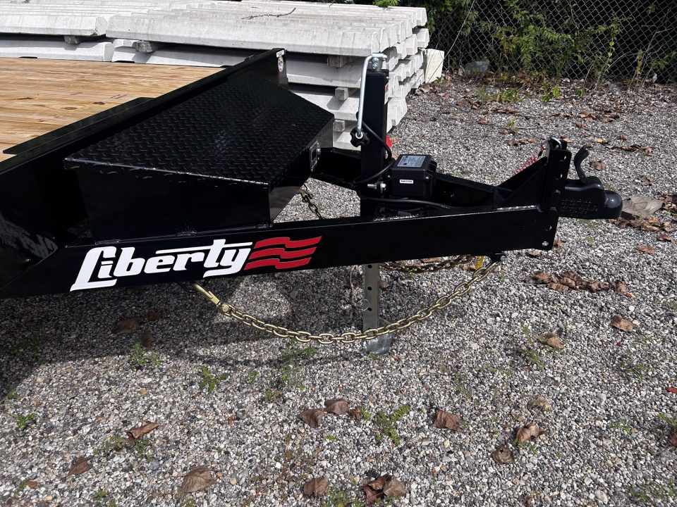 2027 Liberty photo 2