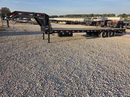 Used 2017 Load Trail 102X32 TANDEM LO-PRO GOOSENECK W/MAX RAMPS 10K AXLES & 14PLY TIRES