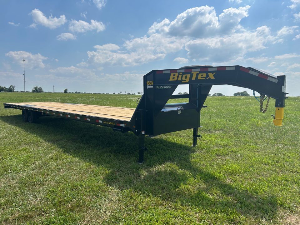 New 2027 Big Tex 102x40 Tandem 17.5K GN Straight Deck w/ Slide In Ramps
