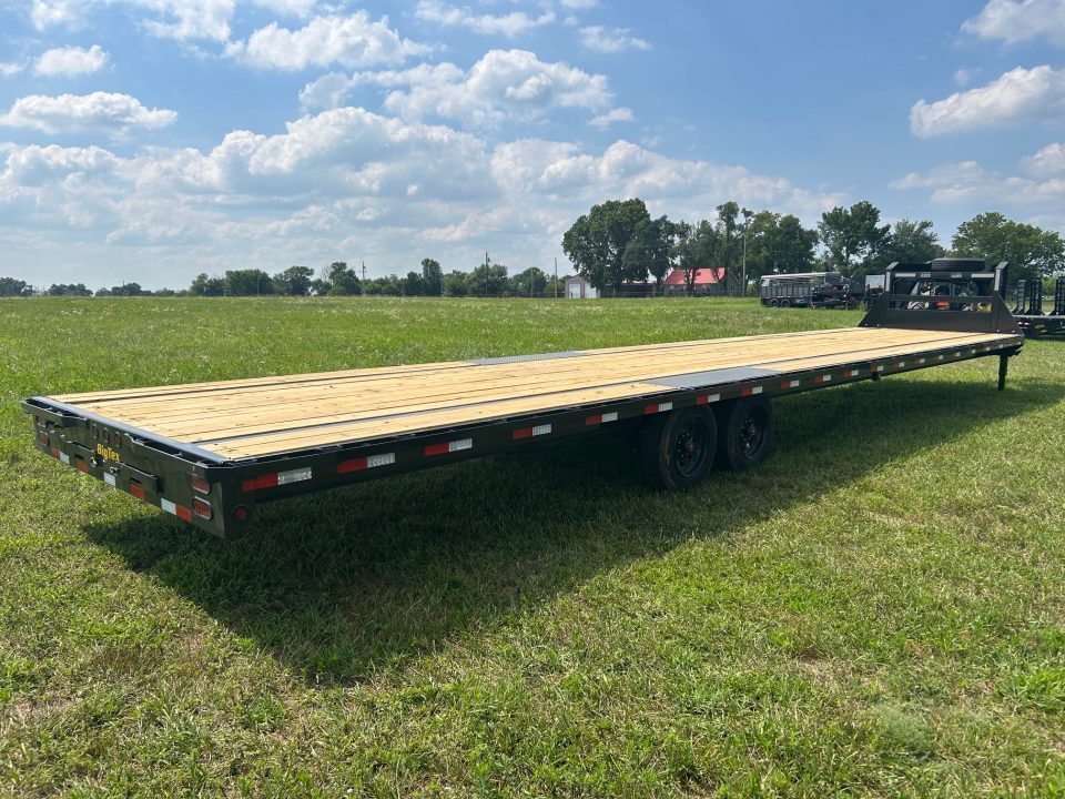 New 2027 Big Tex 102x40 Tandem 17.5K GN Straight Deck w/ Slide In Ramps