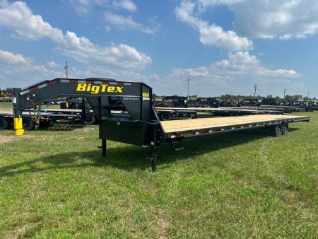New 2027 Big Tex 102x40 Tandem 17.5K GN Straight Deck w/ Slide In Ramps
