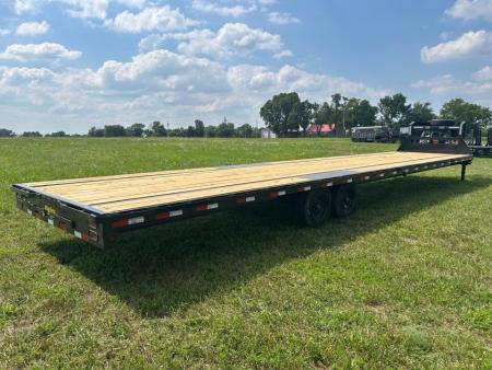 New 2027 Big Tex 102x40 Tandem 17.5K GN Straight Deck w/ Slide In Ramps