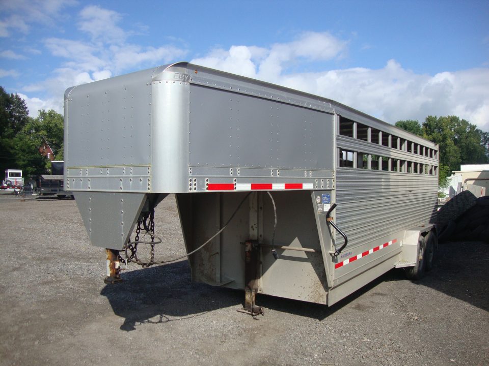 Used 2017 EBY Trailers Maverick 7x20 Gooseneck Bodies
