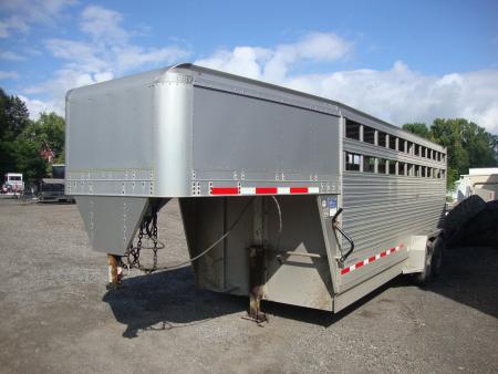 Used 2017 EBY Trailers Maverick 7x20 Gooseneck Bodies
