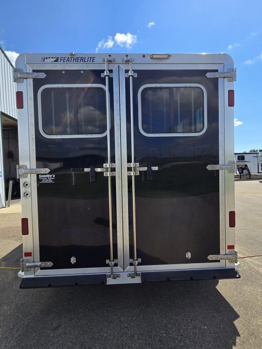 New 2026 Featherlite 9400-7248-STD 2 Horse