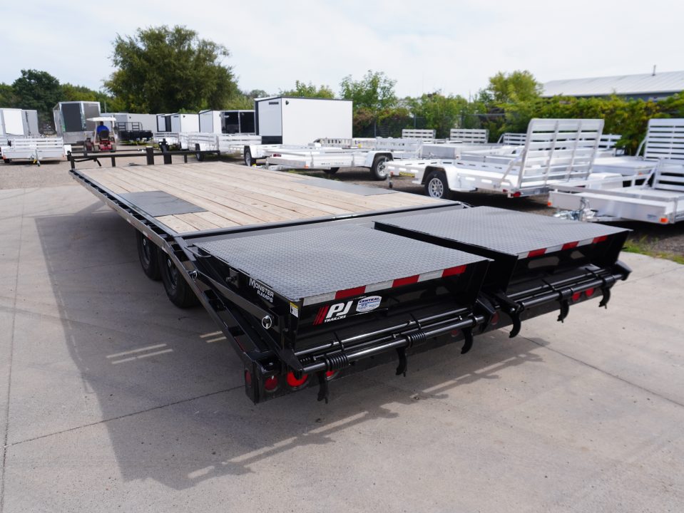 New 2027 PJ Trailers F8 24ft Deckover Trailer