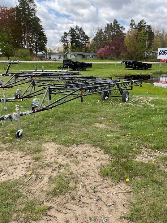 New 2026 Hoosier 16-20' CRANK UP Boat Trailer