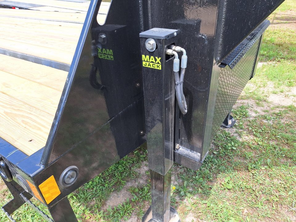 New 2027 Load Trail 102x34' Gooseneck Trailer W/ Hyd Dove Tail