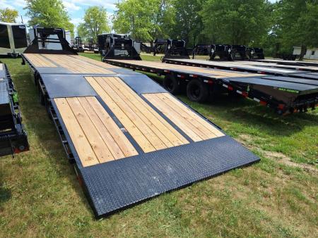 New 2027 Load Trail 102x34' Gooseneck Trailer W/ Hyd Dove Tail