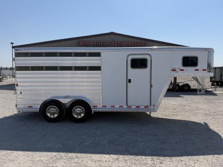 Used 2009 Exiss 3 Horse Gooseneck Horse Trailer
