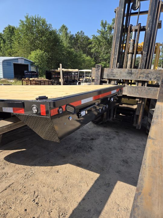 New 2027 Load Trail 102x18 deck over 10k slide in ramps Deckover Trailer