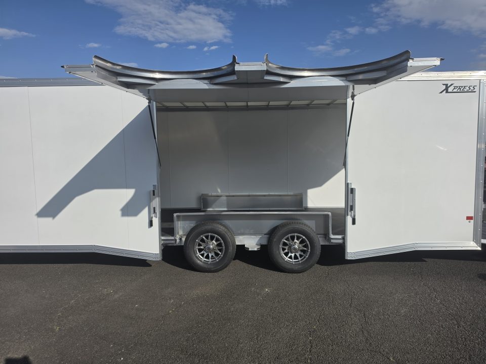 2027 Alcom Xpress photo 8