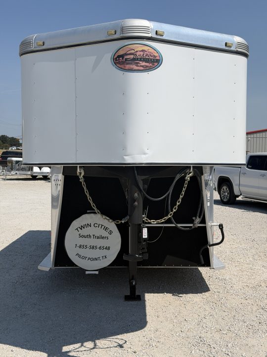 Used 2014 Sundowner 2 Horse Gooseneck Horse Trailer