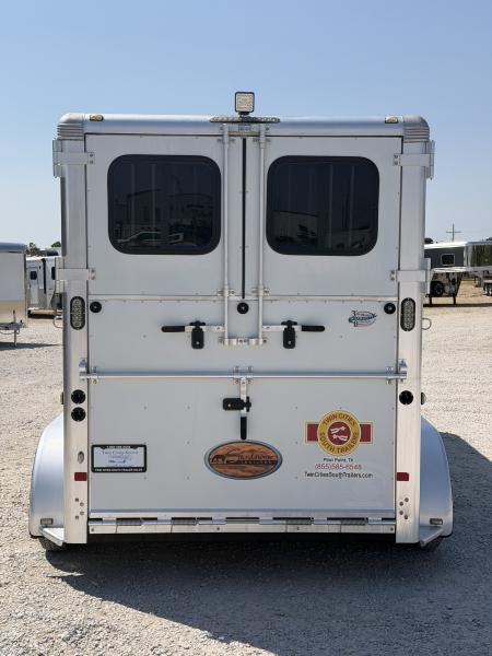 Used 2014 Sundowner 2 Horse Gooseneck Horse Trailer