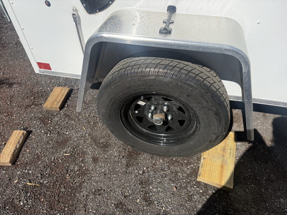 New 2027 Look Trailers 5X8 ST DLX Double Doors
