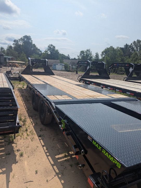 New 2024 Load Trail goose neck Deckover Trailer