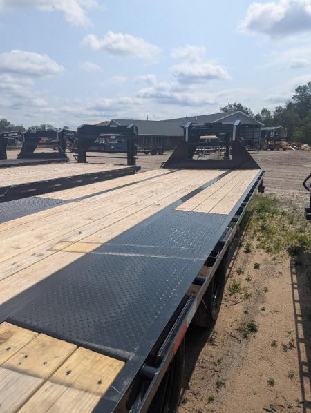 New 2024 Load Trail goose neck Deckover Trailer