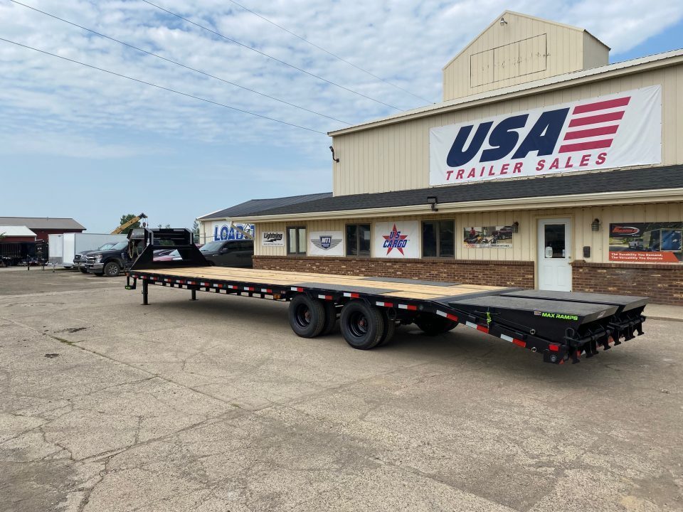 New 2026 Load Trail 102x36 Low-Pro 24k w/Max Ramps Gooseneck Bodies