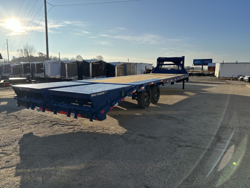 New 2026 Load Trail 102x30 Low-Pro 16k w/Max Ramps Gooseneck Bodies