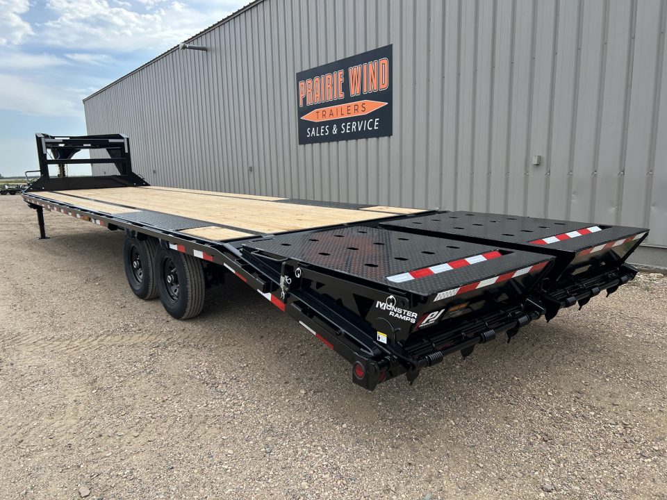 New 2027 PJ Trailers 32' Quest LQ Gooseneck Flatbed Trailer