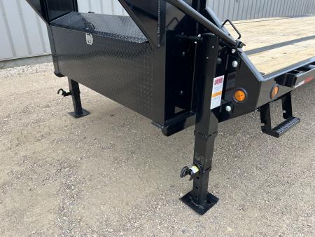 New 2027 PJ Trailers 32' Quest LQ Gooseneck Flatbed Trailer