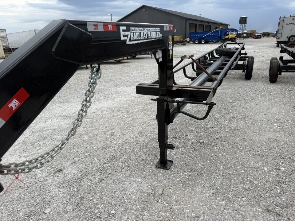 New 2026 T&B Welding & Trailers 32' IN LINE Hay Trailer