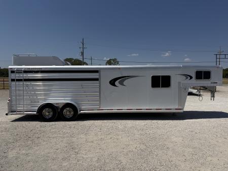 Used 2015 Platinum 4 Horse Gooseneck Horse Trailer
