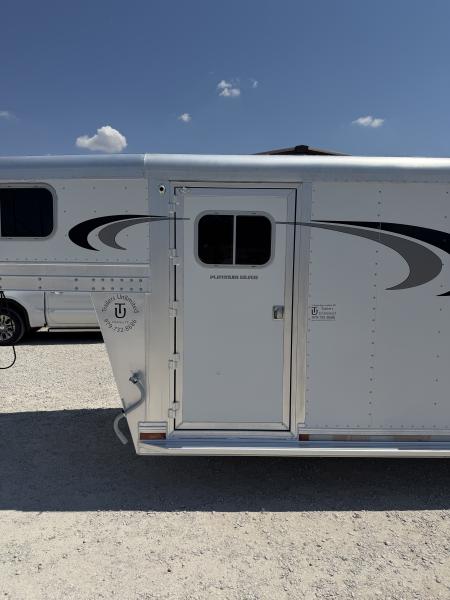 Used 2015 Platinum 4 Horse Gooseneck Horse Trailer