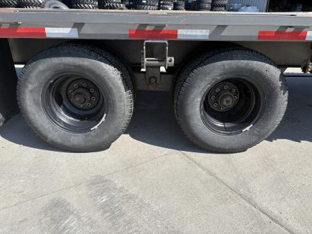 Used 2024 East Texas Trailers 40 ft Deckover Trailer