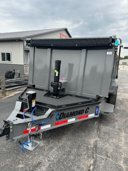 New 2027 Diamond C Trailers LPT207