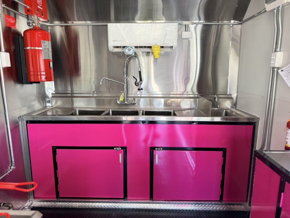 New 2026 8.5X18 TA CONCESSION TRAILER FULLY EQUIPED BLACKOUT Concession
