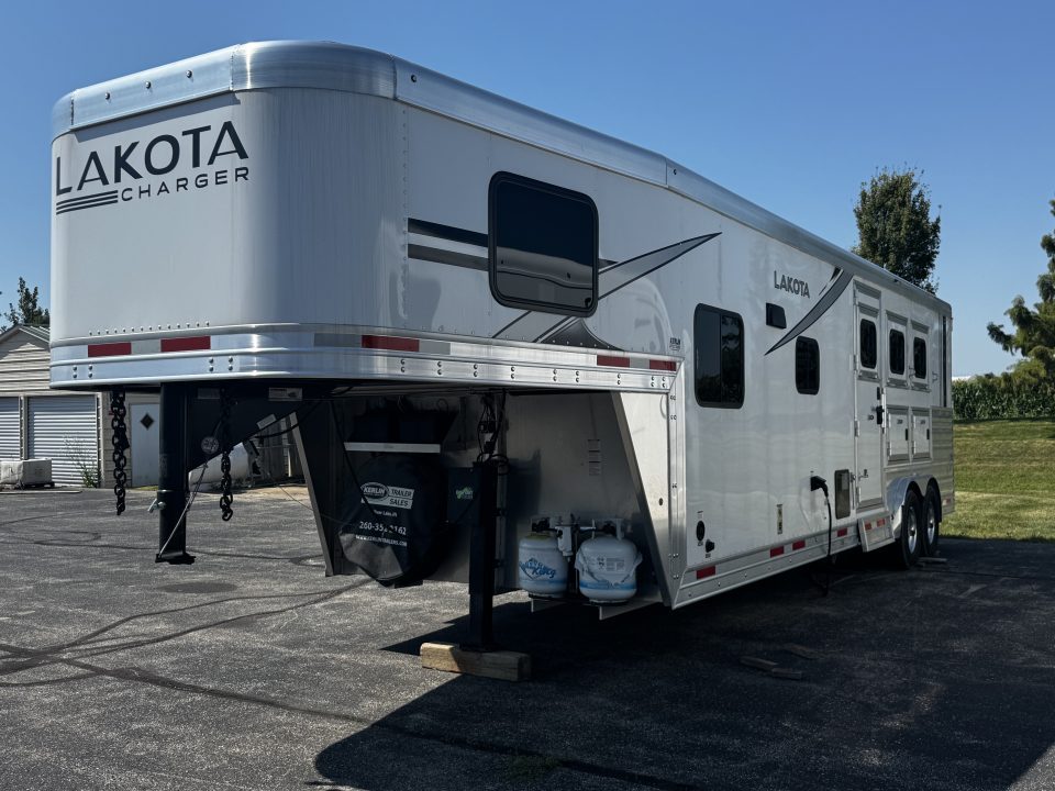 2024 Lakota 3H photo 3