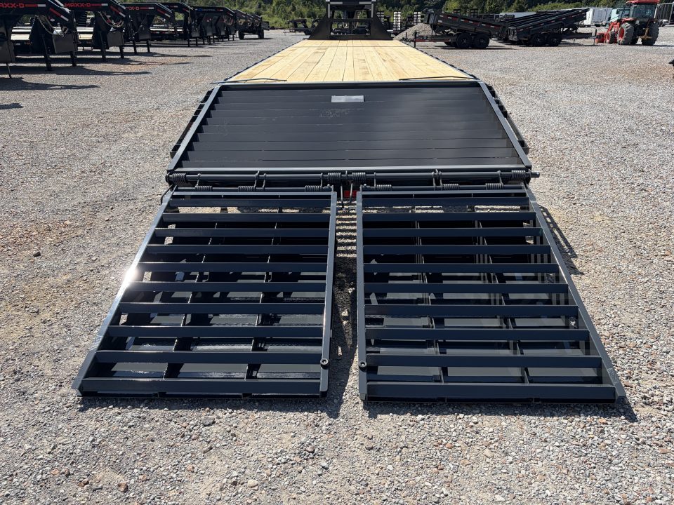New 2027 Lamar Gooseneck Trailer | 102" x 36' | 20K GVWR