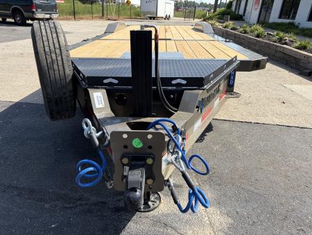 New 2027 Diamond C 8.5x24 Equipment, 18' Tilt, Drive-Over Fenders HXD210